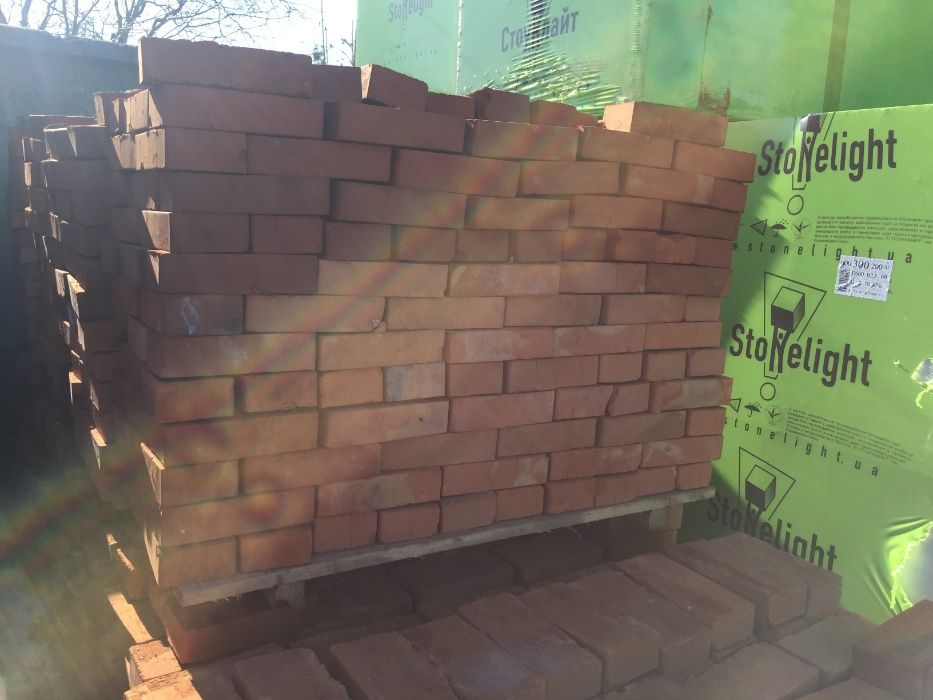 Цегла рядова М-100