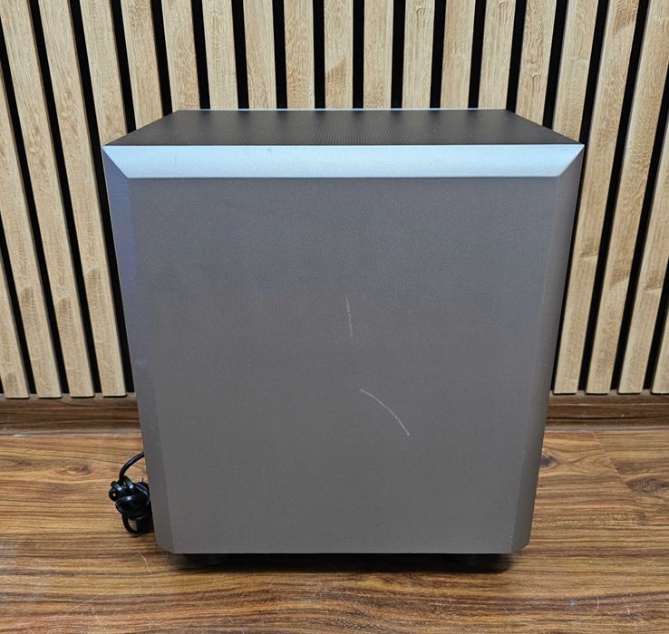Subwoofer aktywny JBL SUB200/230