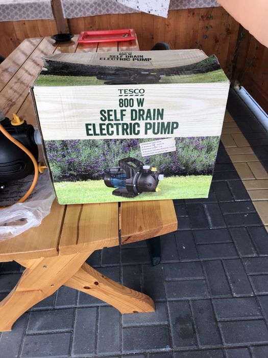 Elektryczna pompa z automatycznym odpływem 800W