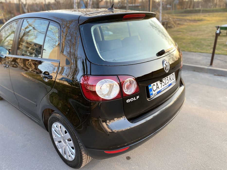 Volkswagen Golf Plus 2005 1.4 Мпі Бензин