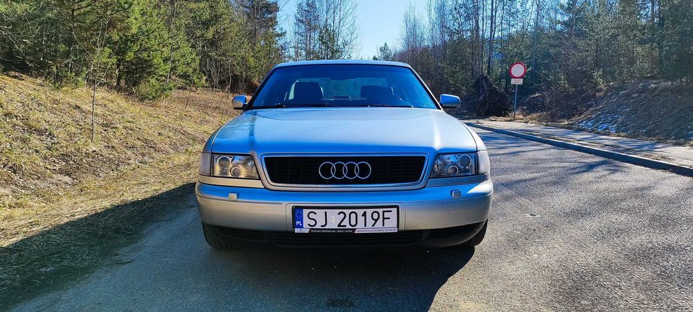 Audi A8 (D2) 2.8 V6 Manual