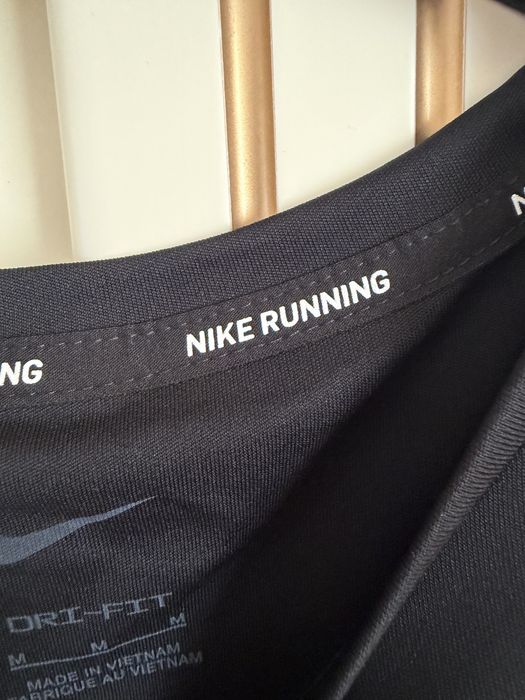 Спортивна кофта Nike