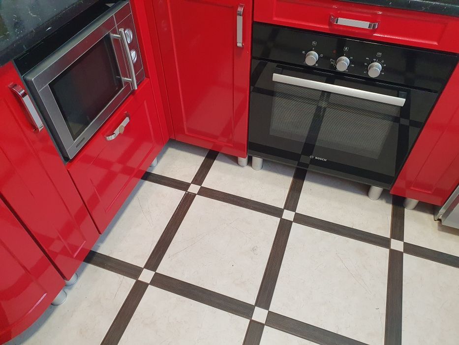 Квартира три кімнати