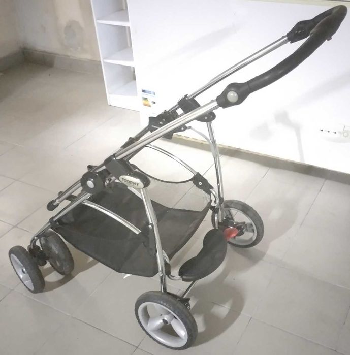 Carrinho de bebe - Bebe Confort Trophy + Cadeira + Ovo