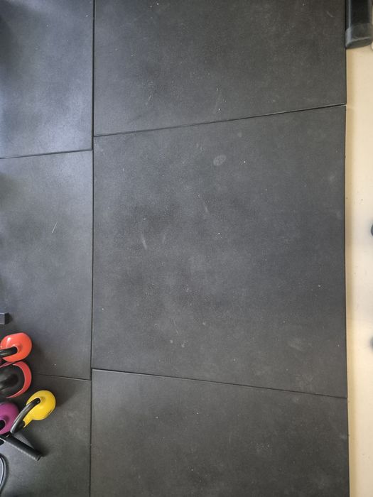 Piso borracha de ginásio