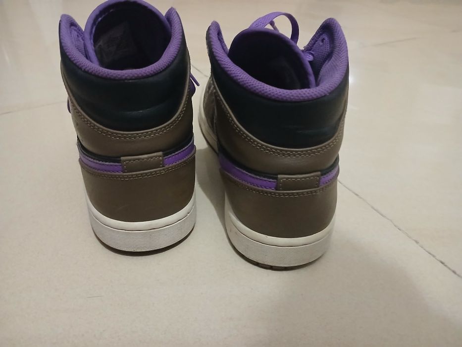 Buty adidasy nike air Jordan 1 mid