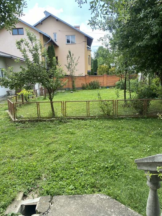Продам цегляний будинок в м.Стрию