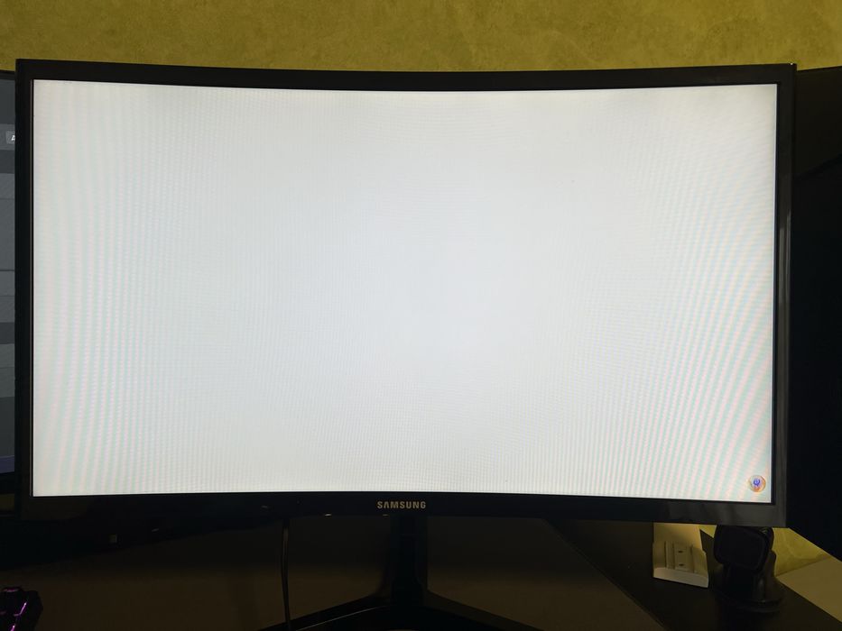 ігровий монітор Samsung Oddyssey G3 144Hz