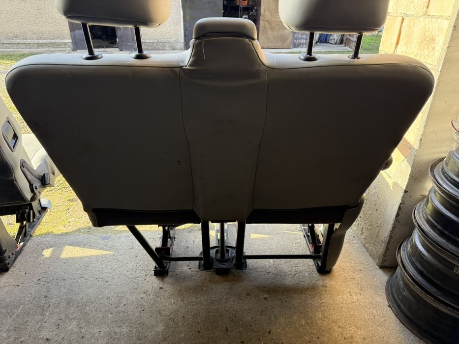 Сідушки сидіння рено трафік опель віваро