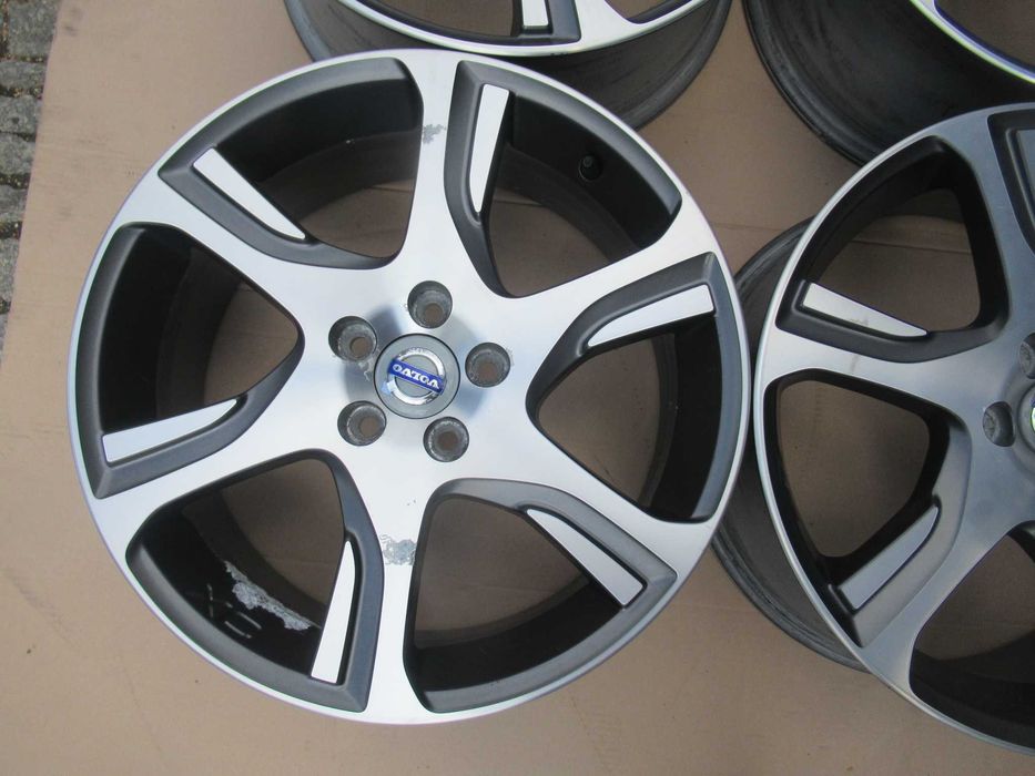 ALUFELGI 4szt R18 Volvo V50,S60,V70, S80,S90 XC40 XC60 XC70,FORD 4565
