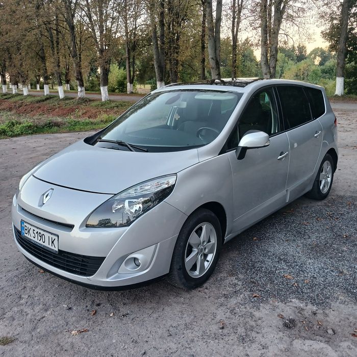 Продам Renault Scenic Grand 1.5
