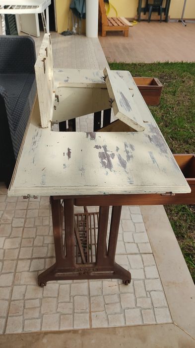 Mesa máquina Singer