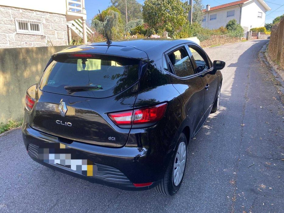 Renault clio 177.000km 5 lug diesel