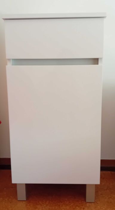 Móvel branco wc com gaveta e prateleira64586165994498120