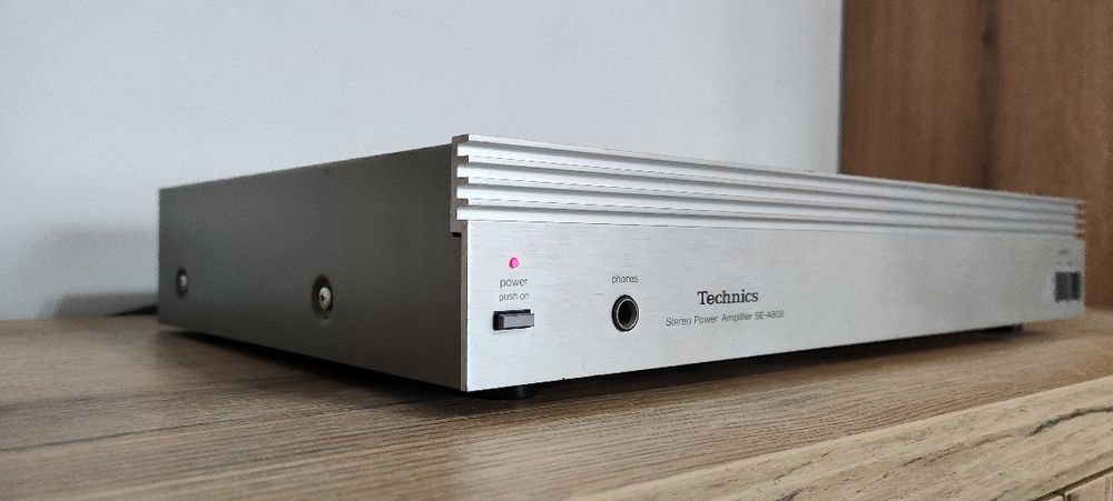Końcówka mocy Technics SE-A808