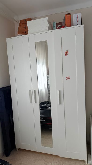 Guarda roupa IKEA Brimnes