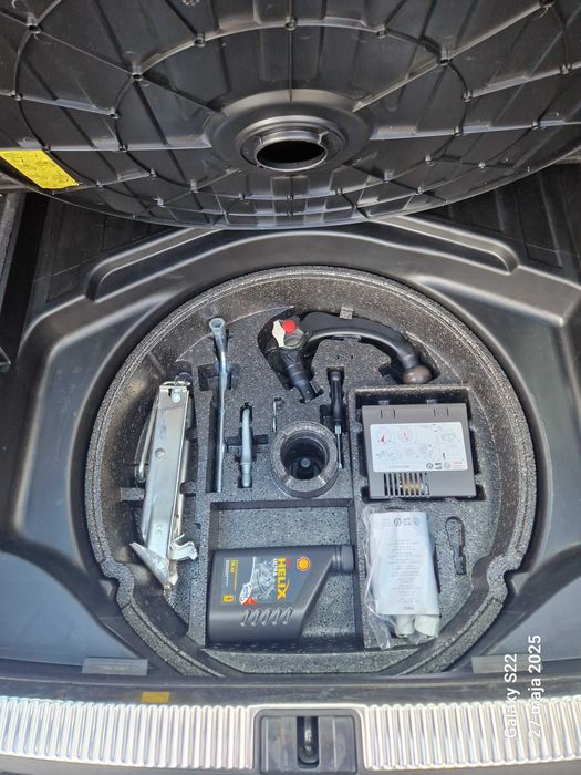 Sprzedam Audi A4 B6/przebieg tylko 132000/jeden właściciel/2.4 benzyna