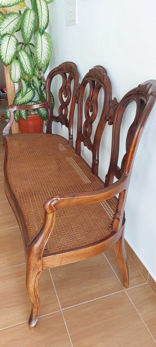 Canapé centenário restaurado ao estilo original [BAIXA DE PREÇO]