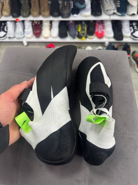 ОРИГІНАЛ 100% Кросівки Adidas Five Ten Hiangle Cloud White Core 49