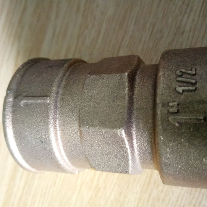 Зворній клапан водянний латунний