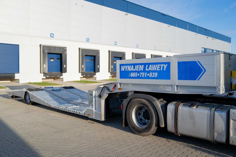 Wynajem lawety niskopodwoziowej laweta niskopodwozie TIR awaria