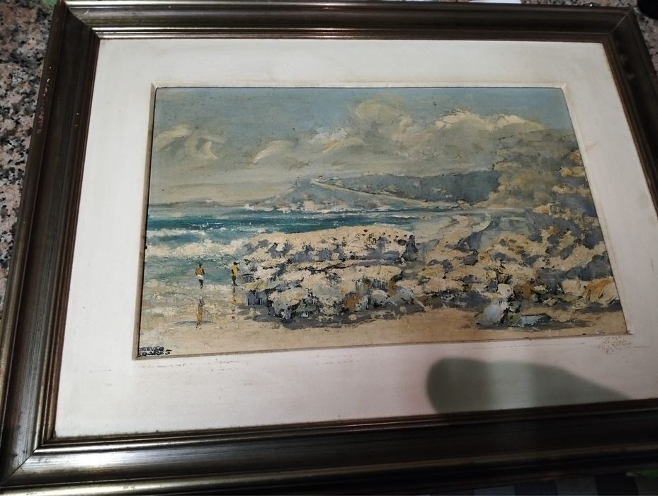 Vendo quadros  antigos  ………………………………………………………