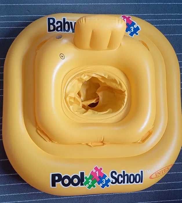 Boia para bebé com assento