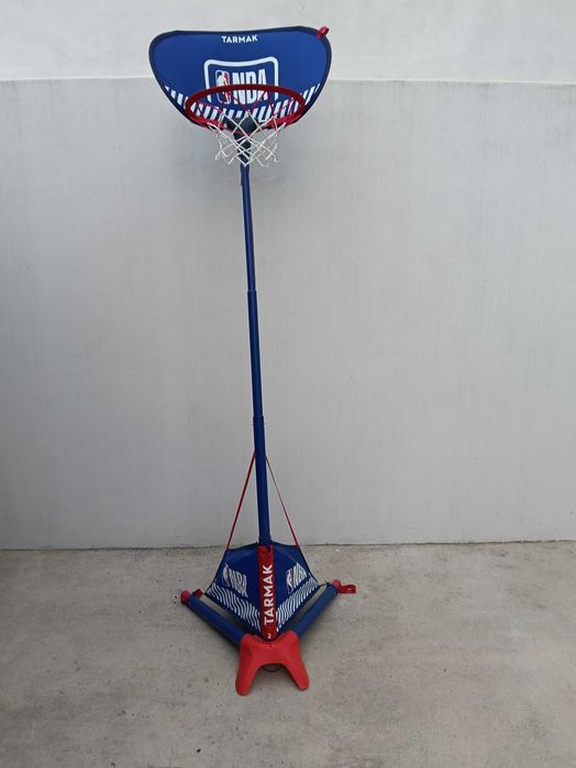 Cesta de basketball + bola de basketball