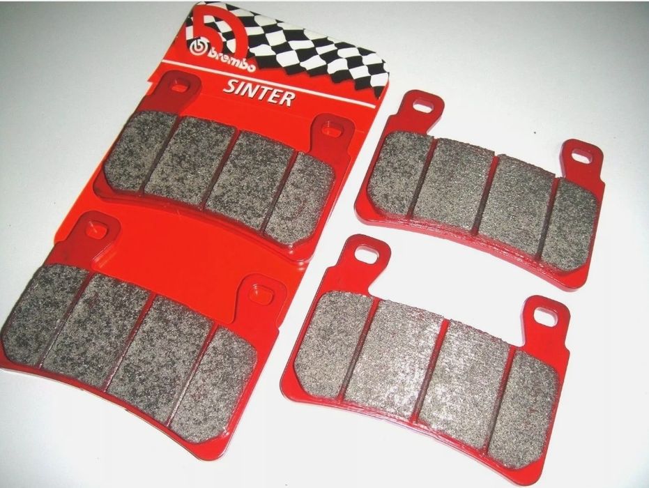 Тормозные колодки Brembo