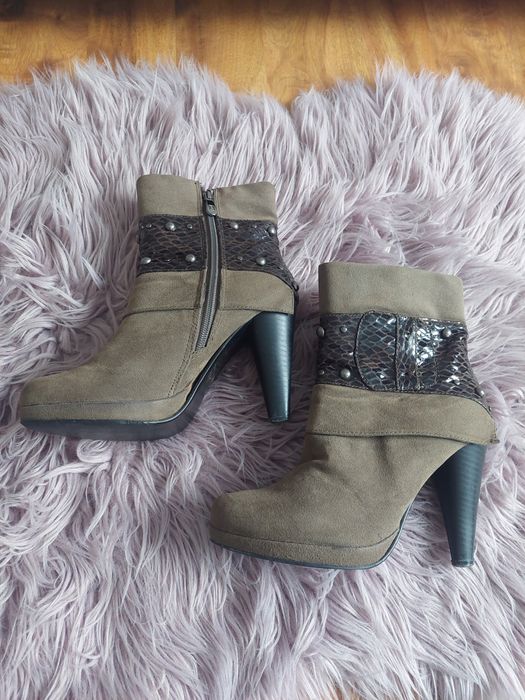 Botki khaki rozmiar 37 cena 25 zł