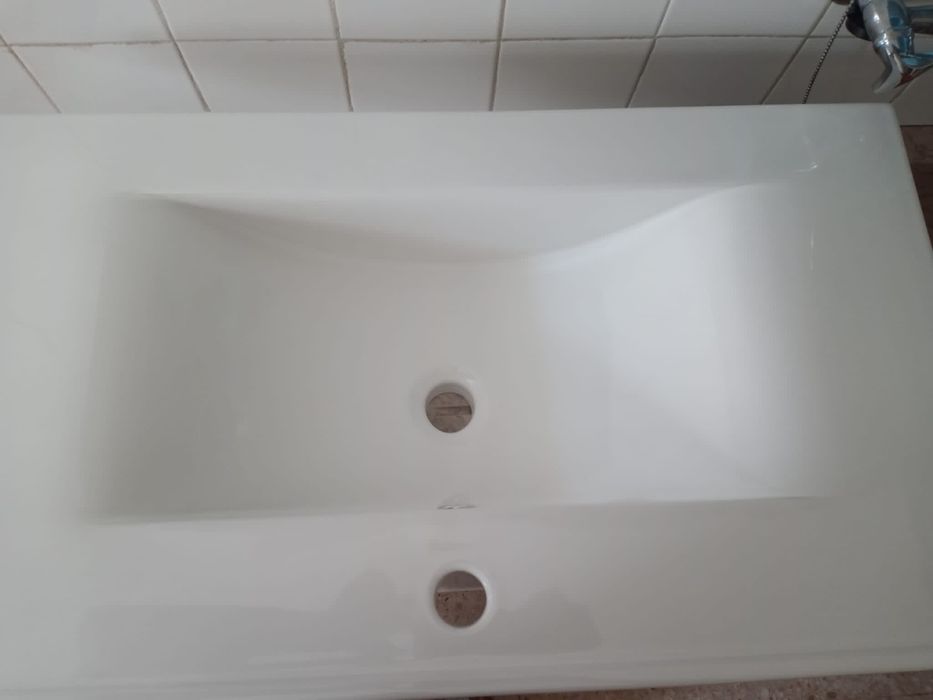 Vendo  Lavatoria, estado Nova.