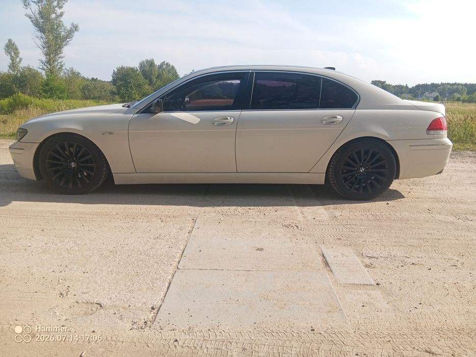 BMW 750 Long LPG benzyna