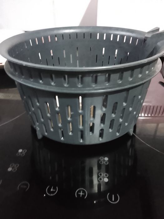 Máquina Yammi,como nova,usada 2vezes