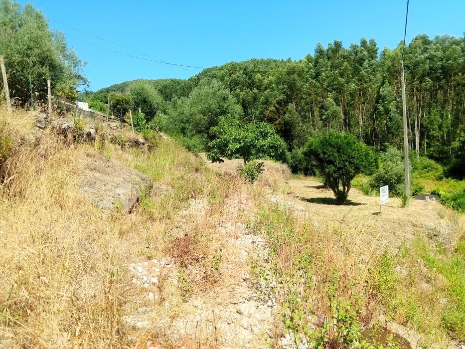 Terreno para construção unifamiar