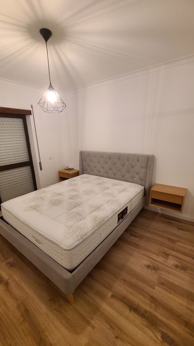 Soluções de mobiliário e interiores