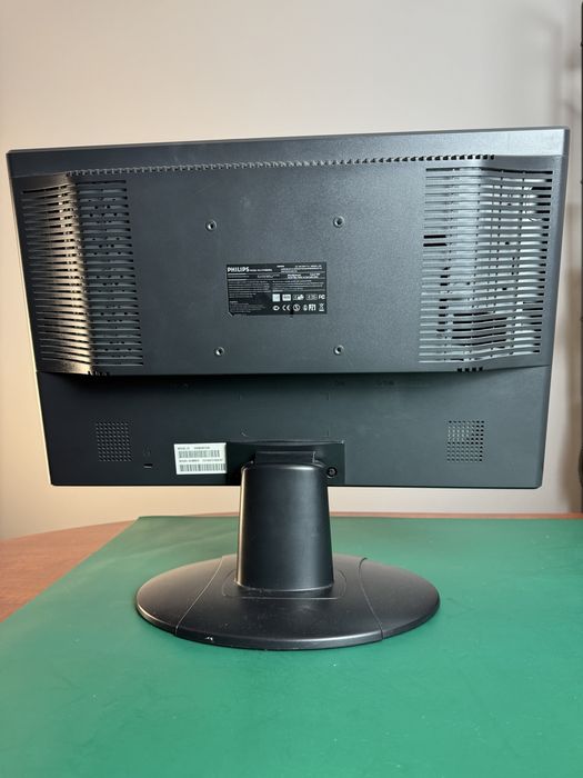 Monitor Philips HWS8200Q sprawny