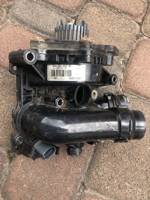 Помпа passat b6 , cc