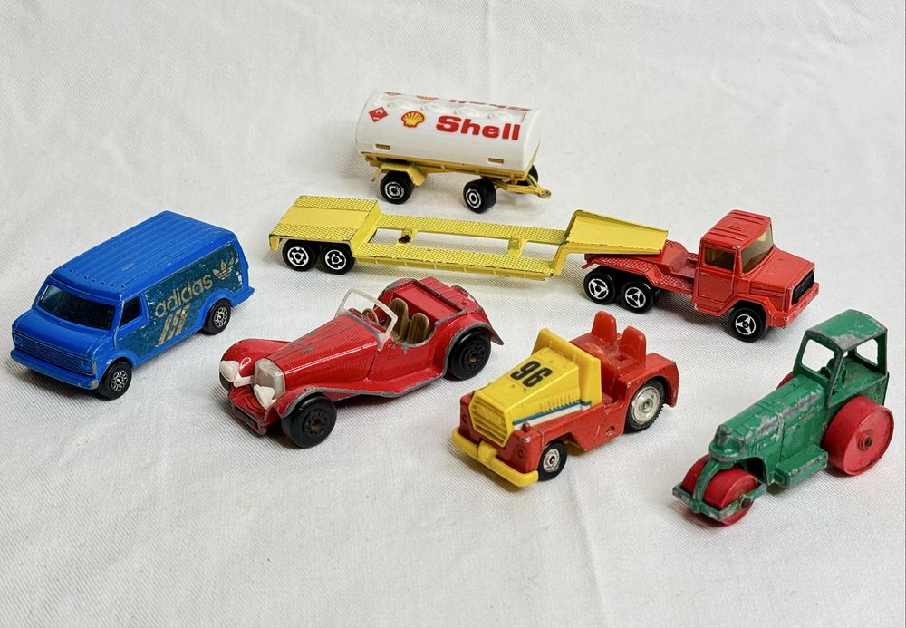 Вінтажні колекційні машинки Matchbox(Lesney) Majorette, Corgi