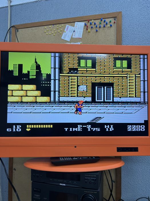 Mini consola com 620 jogos retro