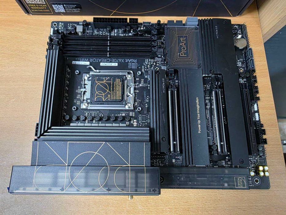 материнська плата Asus ProArt X670E-CREATOR WIFI
