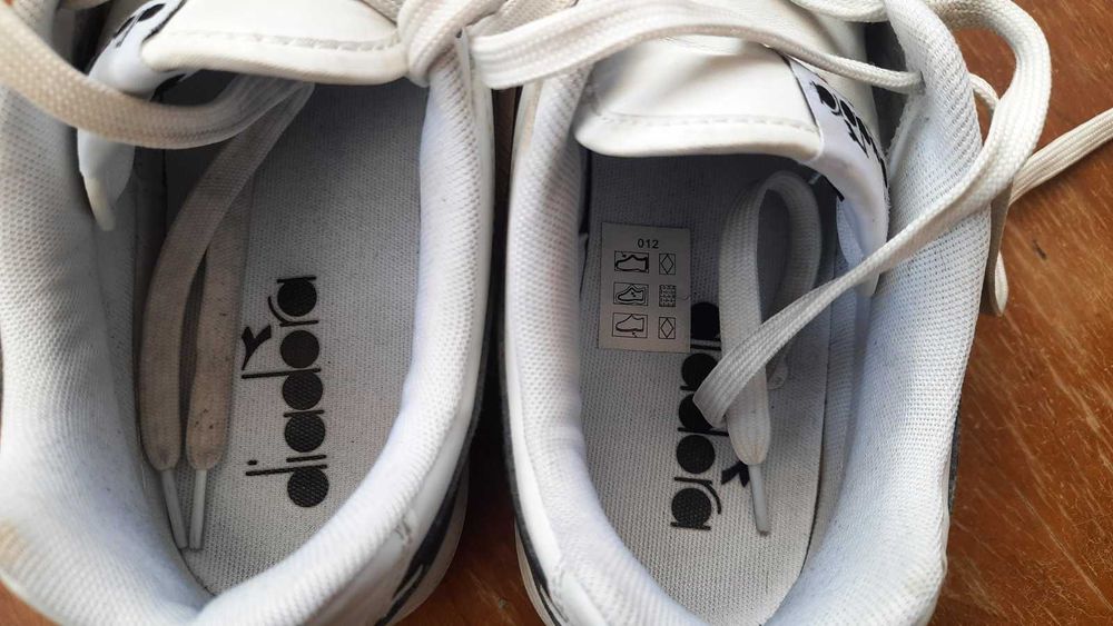 Кросівки DIADORA 46 розмір