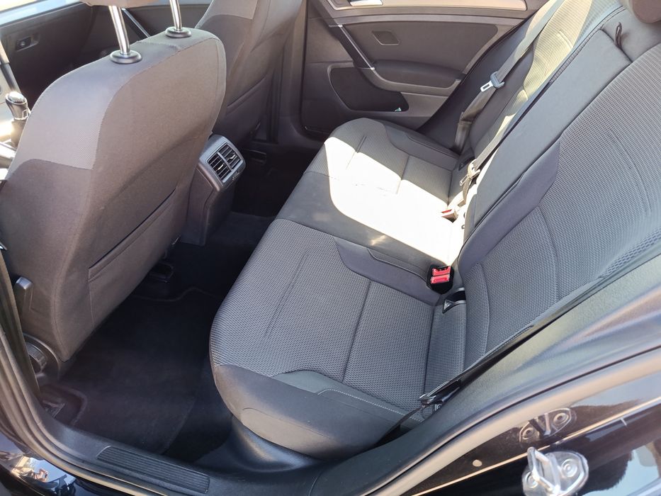 Volkswagen Golf VII