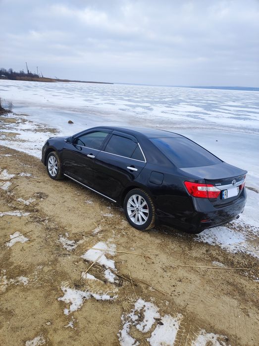 Toyota Camry 50  2011р