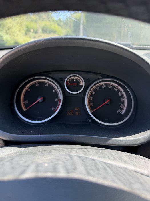 Opel Corsa 1.300 2012