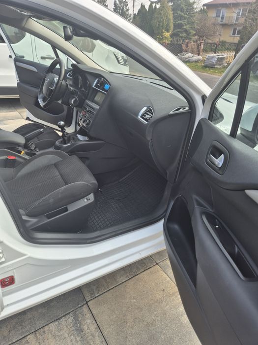 Citroen c4 1.2 2015