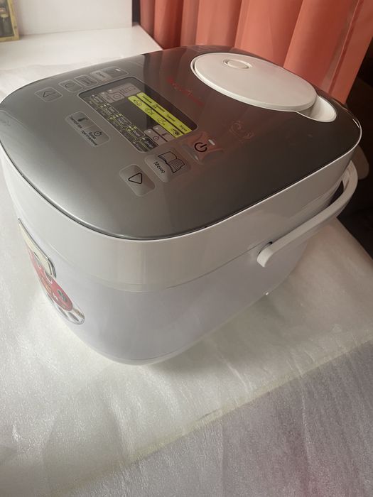 Мультиварка Moulinex Serie R24