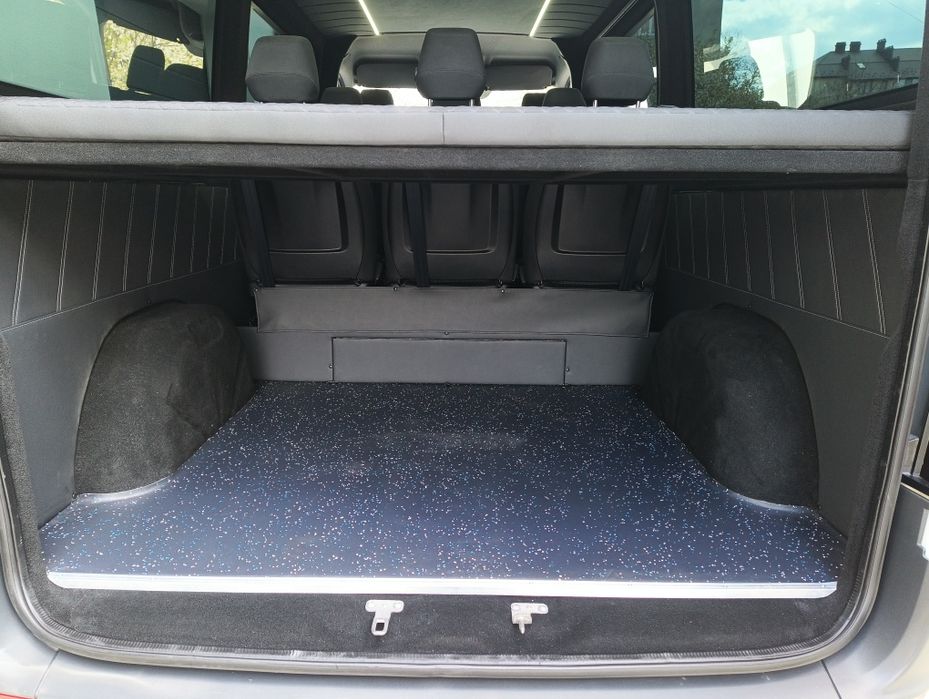 Mercedes Sprinter 907 спрінтер пасажир