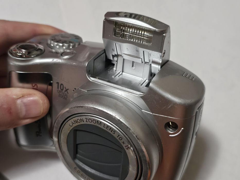 Під Ремонт Цифровий Фотоапарат Canon Powershot SX100 is 10x Optic Zoom