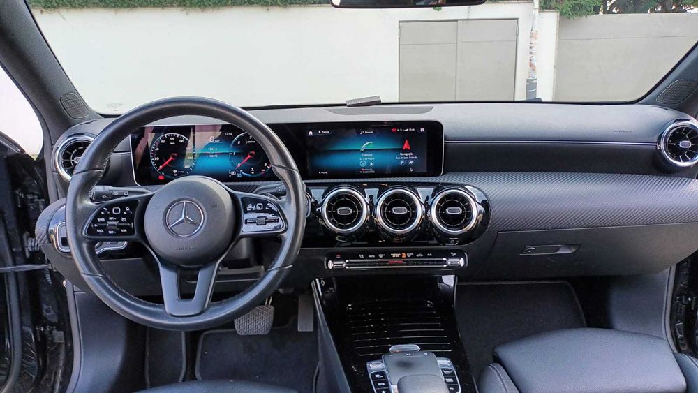 Mercedes A180d  Progressive C/ Teto Abrir / POSSÍVEL TROCA C/ ELÉCTRIC