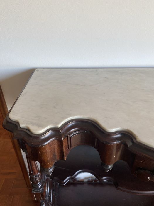 Consola em Madeira Maciça e pedra de mármore